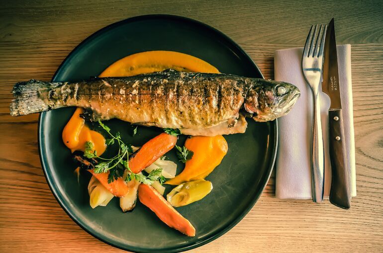  【藤岡 ホットヨガ】認知症予防に週４で魚を食べよう♡ 